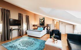 Hotel Loft Thaler Rooms